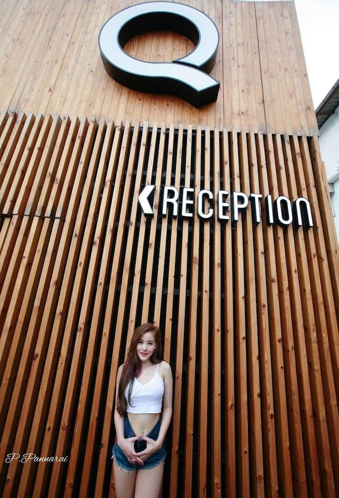Q Residences Bang Kruai Esterno foto